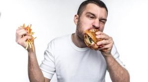 Read more about the article Kebiasaan Konsumsi Makanan Olahan Bisa Menimbulkan Masalah Kesuburan pada Pria